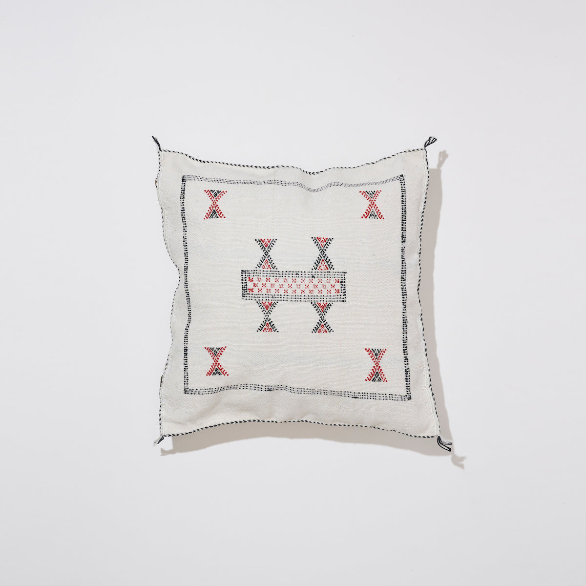 SAERA CUSHIONCOVER - OFF WHITE#06 サブラ クッションカバー - オフ